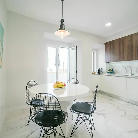 アパート Private Terrace And Design By Buuka リスボン